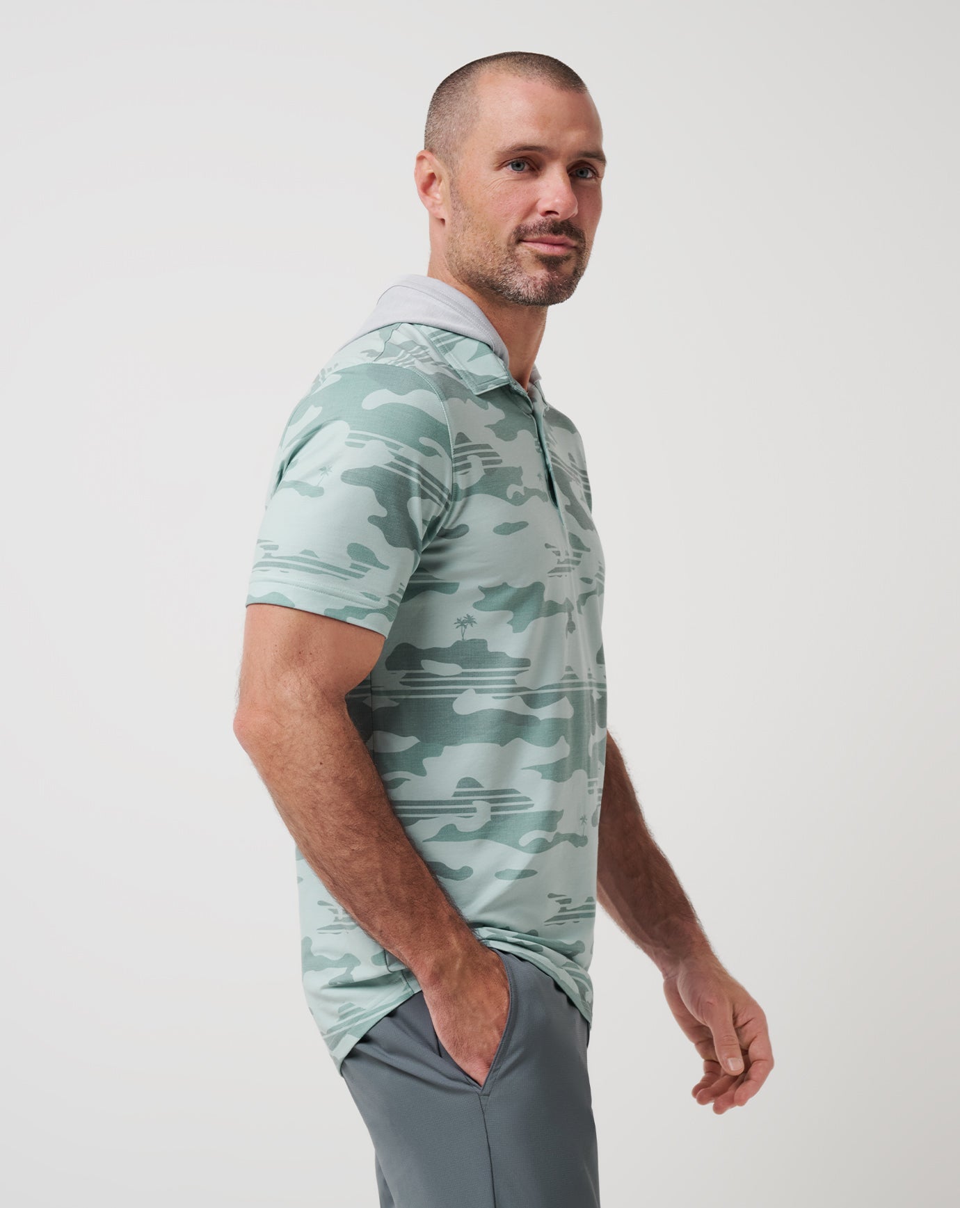 Featherweight Stealth Polo - Travis Mathew