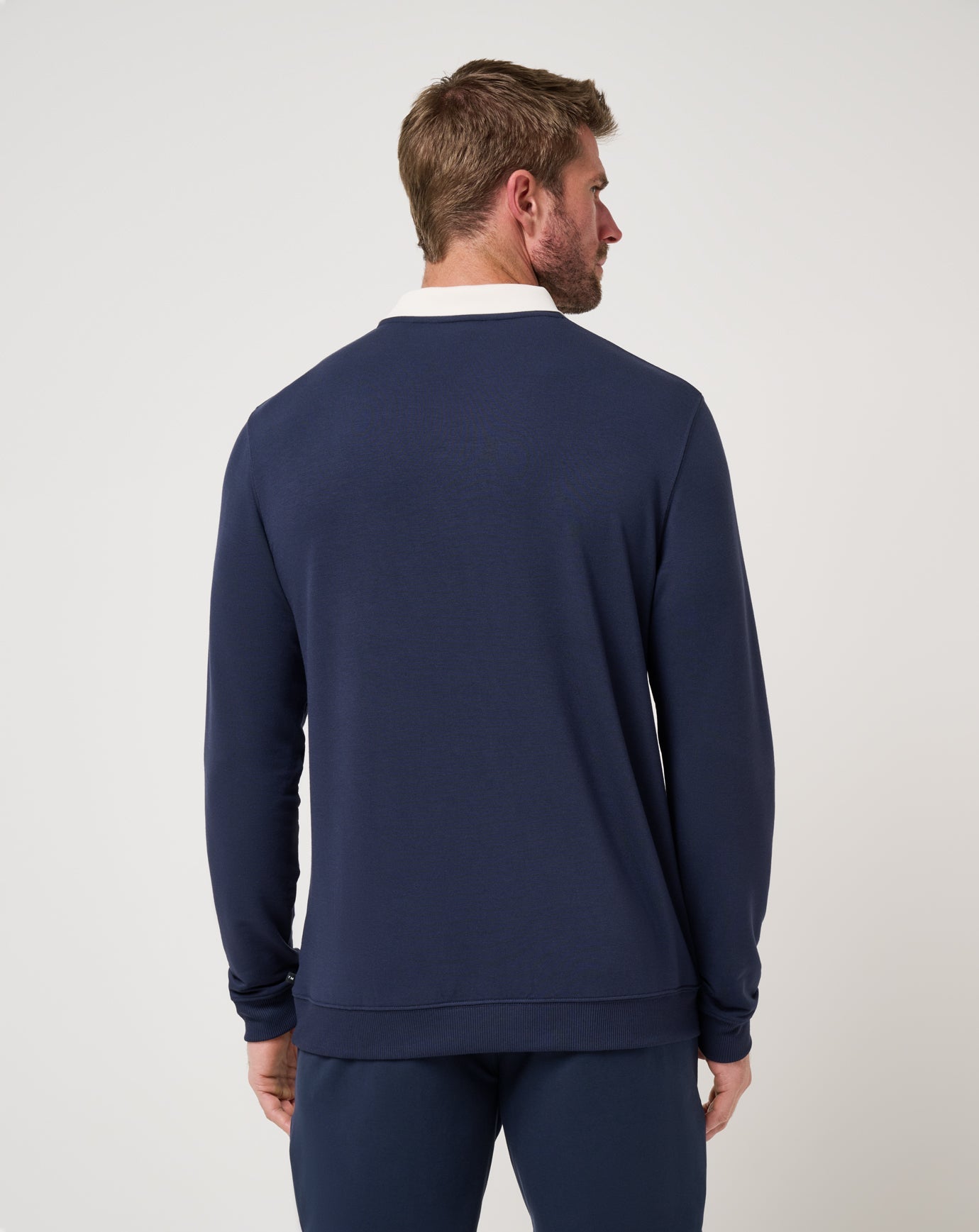 Amenities Collar Crew - Travis Mathew