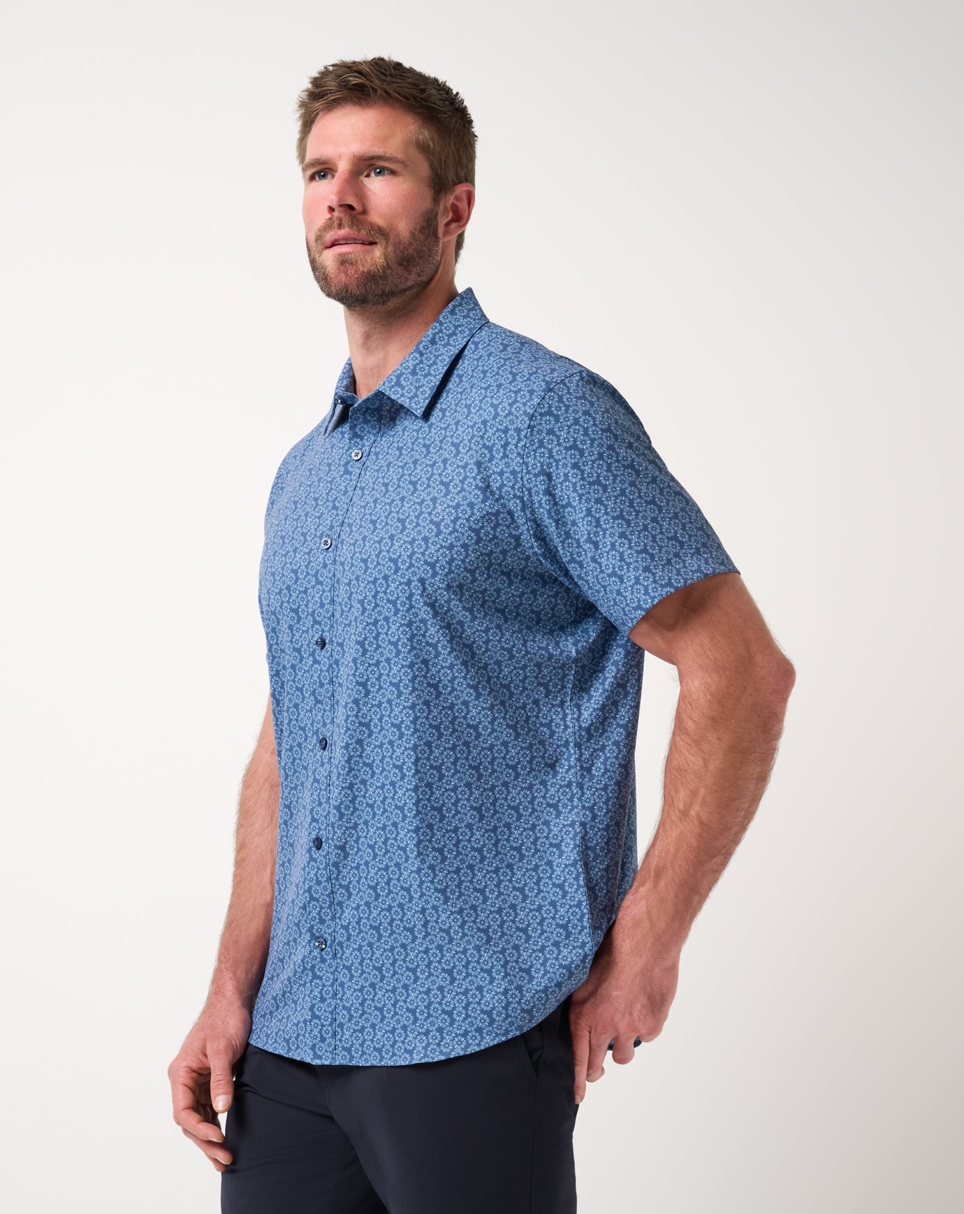 Techwoven Sunlight Button-Up - Travis Mathew