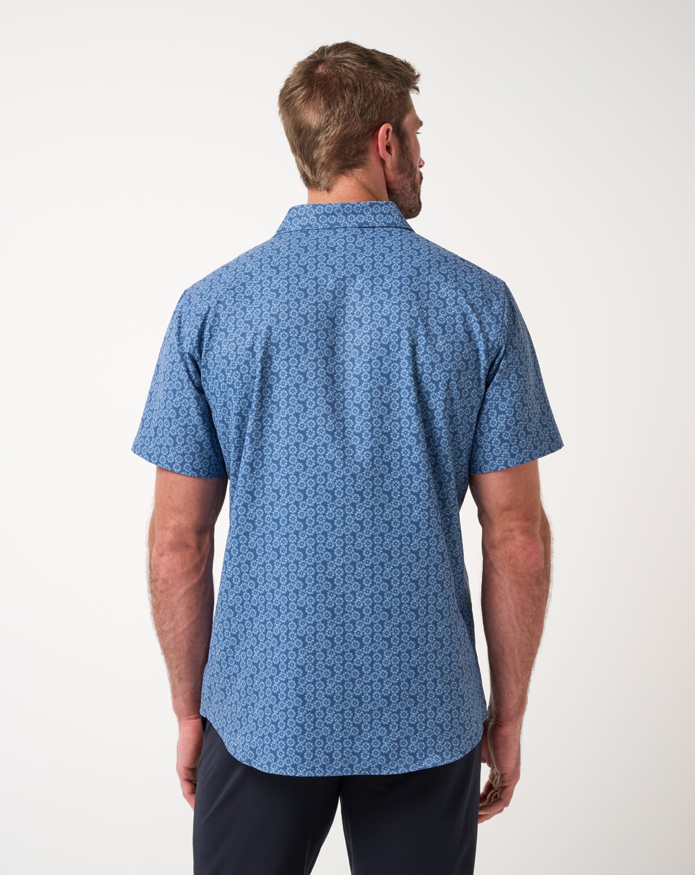 Techwoven Sunlight Button-Up - Travis Mathew