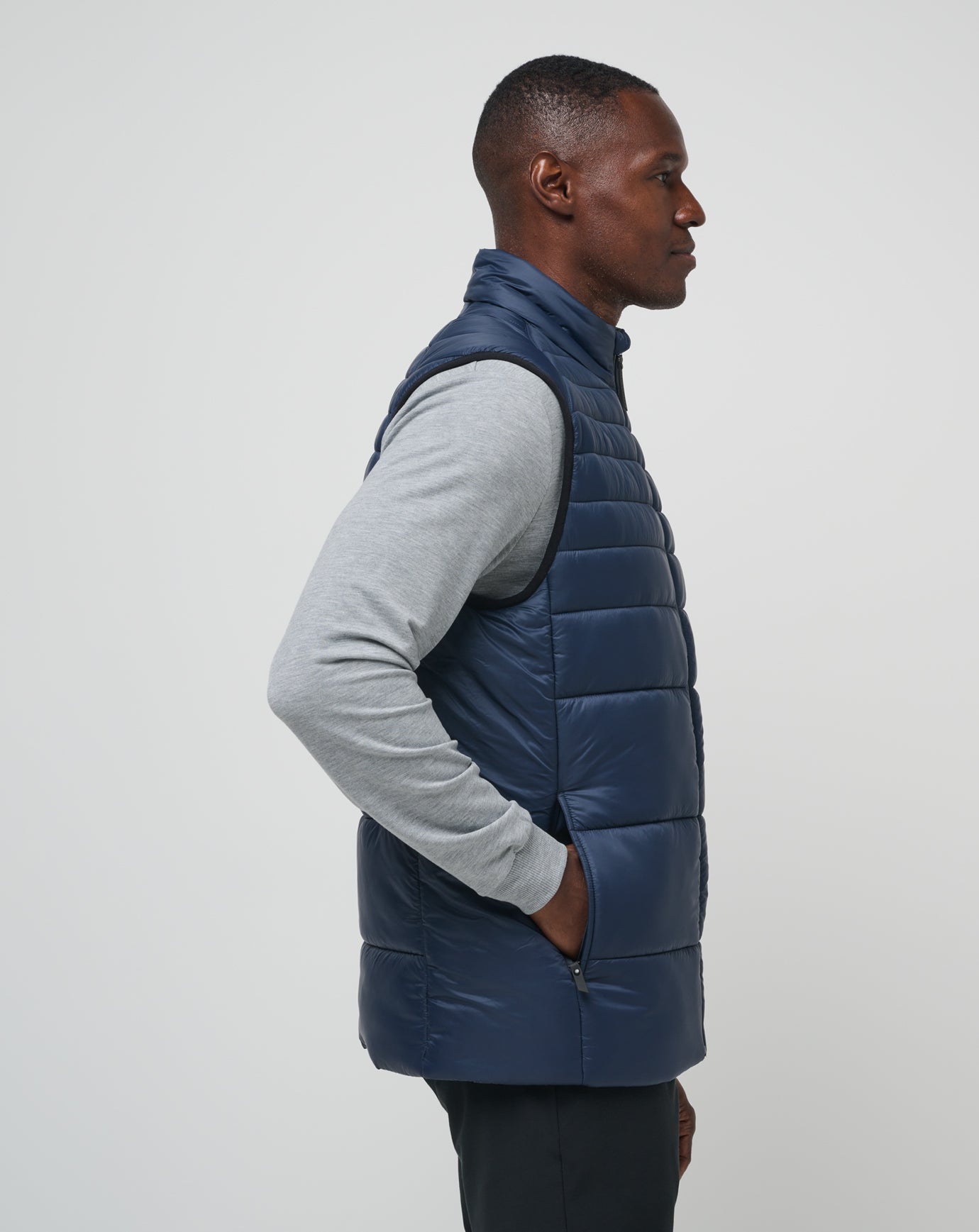 Aves Tech Puffer Vest - Travis Mathew