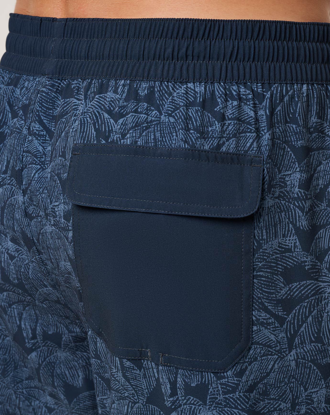 Tidal Whisper Boardshort 18In - Travis Mathew