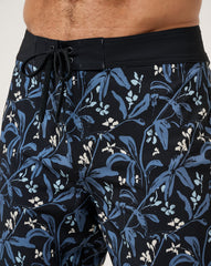 Relationship Status Boardshort 18.5In - Travis Mathew