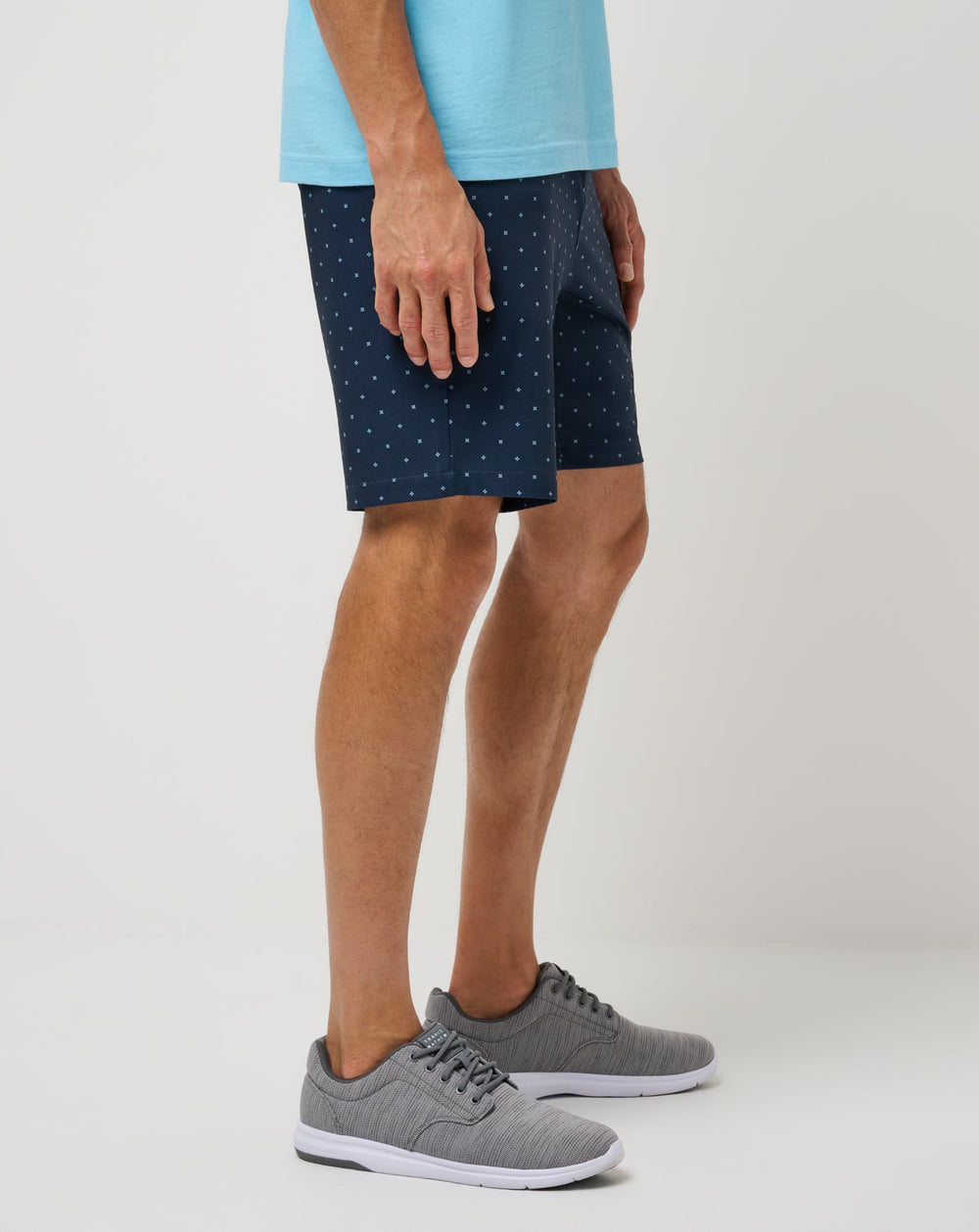 Standing Stones Short 9In - Travis Mathew