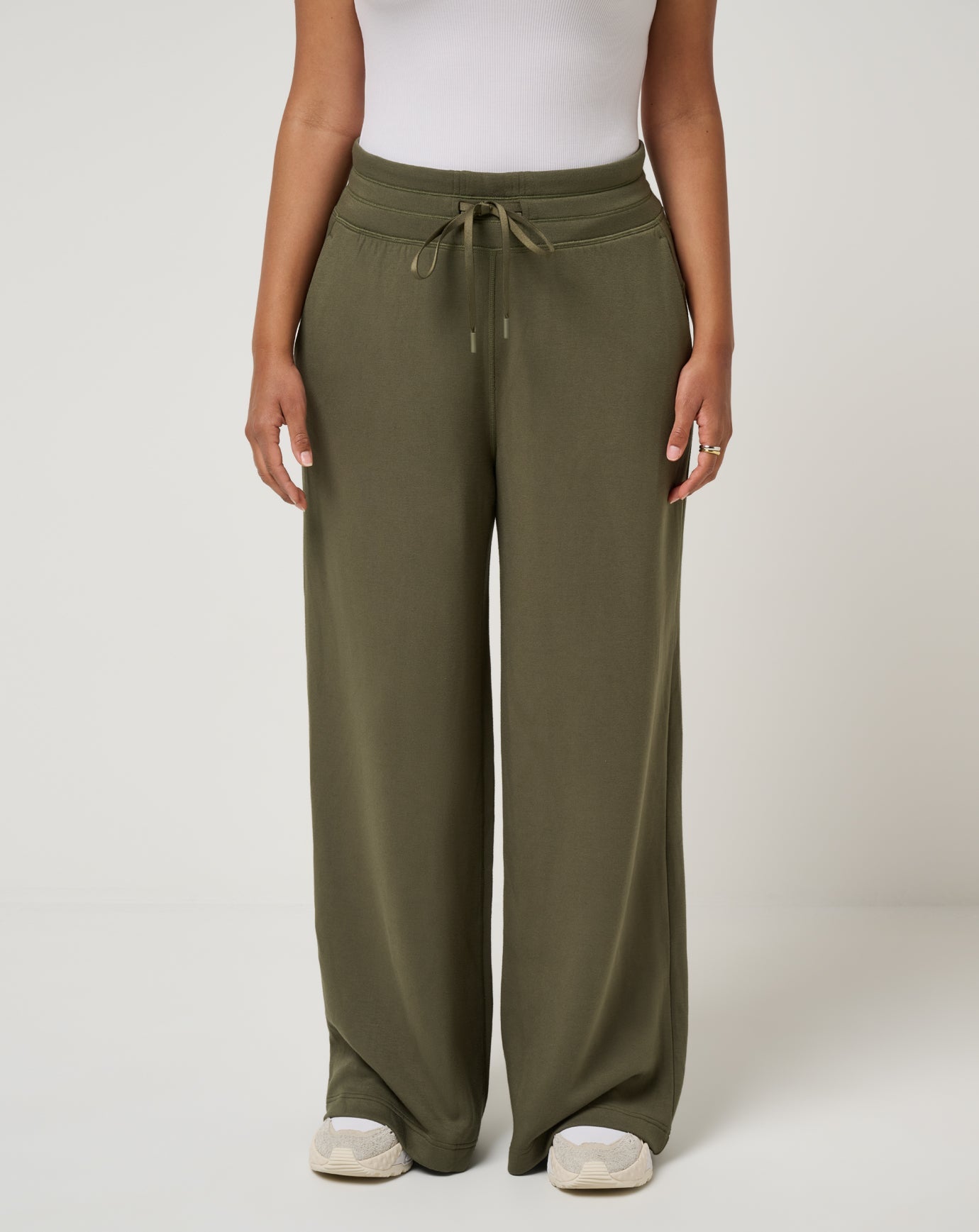 Skyloft Soft Wide Leg Pant - Travis Mathew