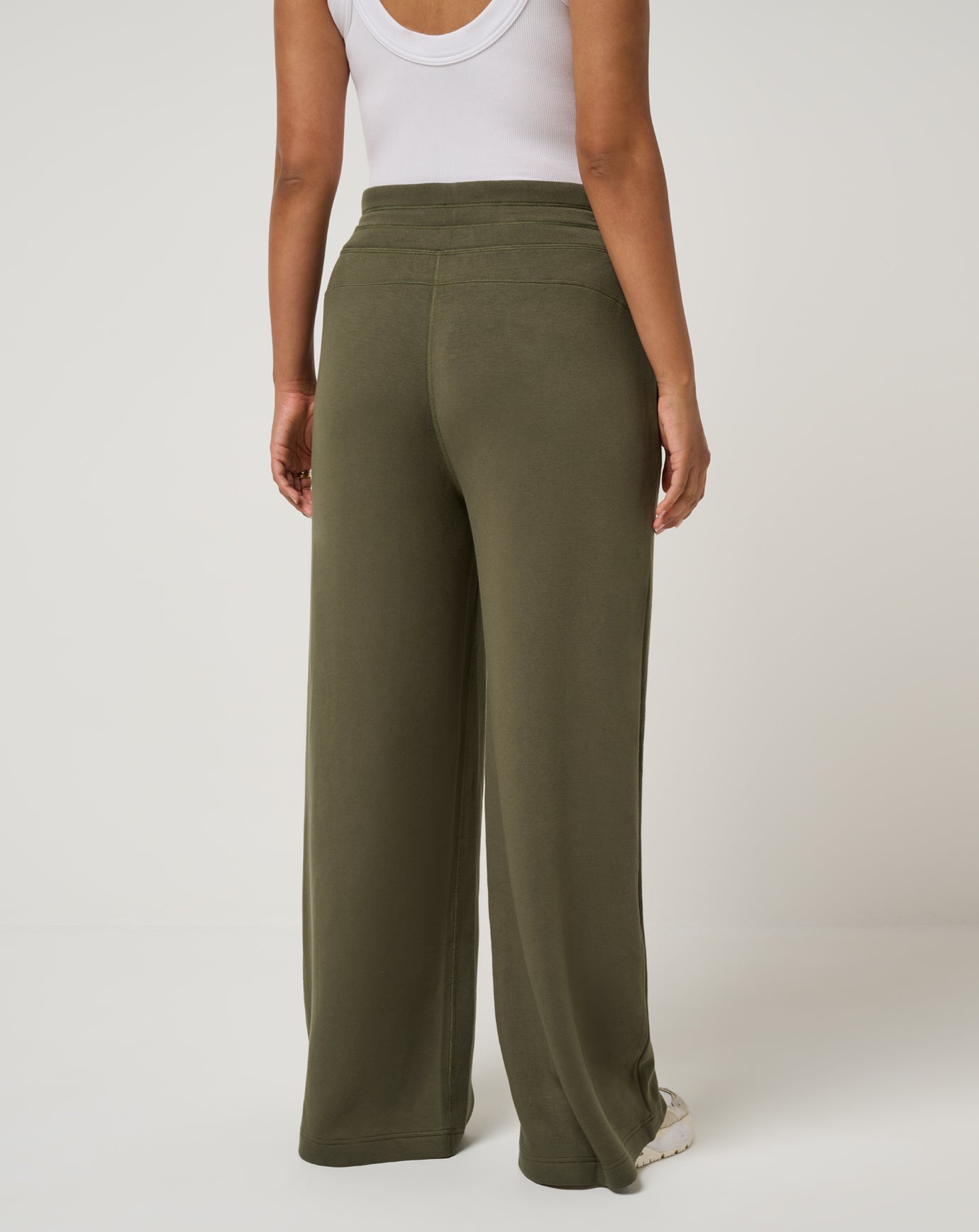 Skyloft Soft Wide Leg Pant - Travis Mathew