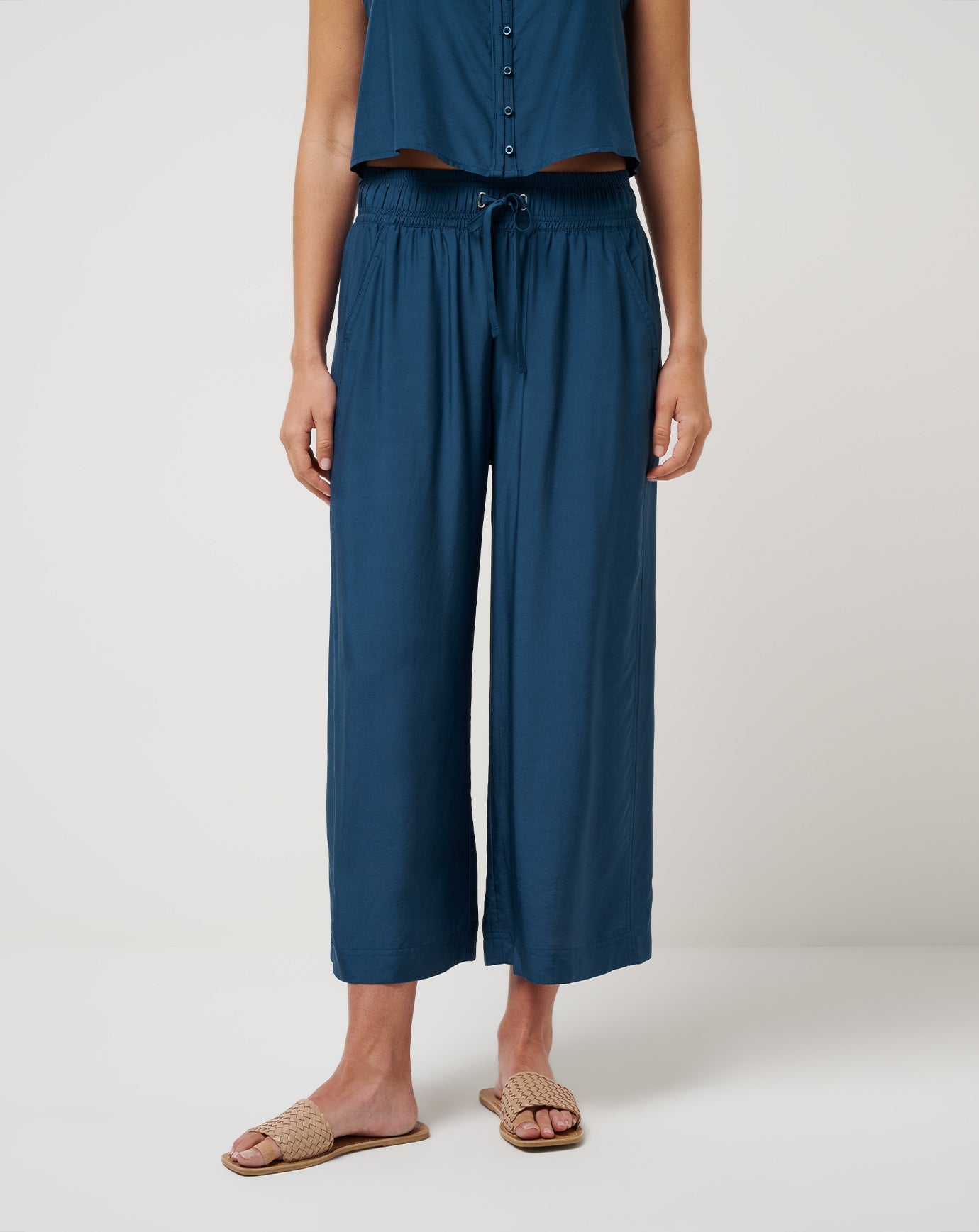 Savanna Cropped Wide Leg Pant - Travis Mathew