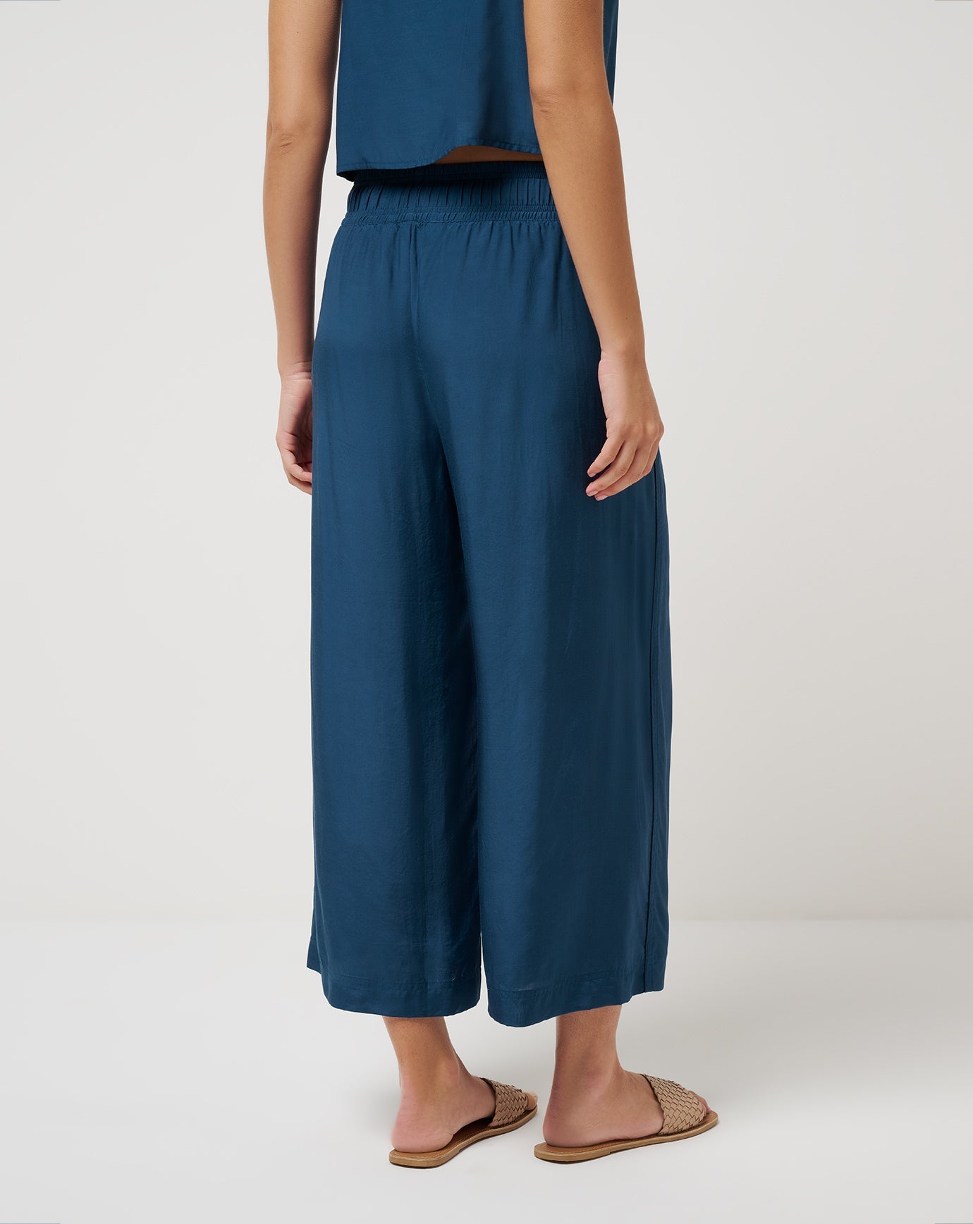 Savanna Cropped Wide Leg Pant - Travis Mathew