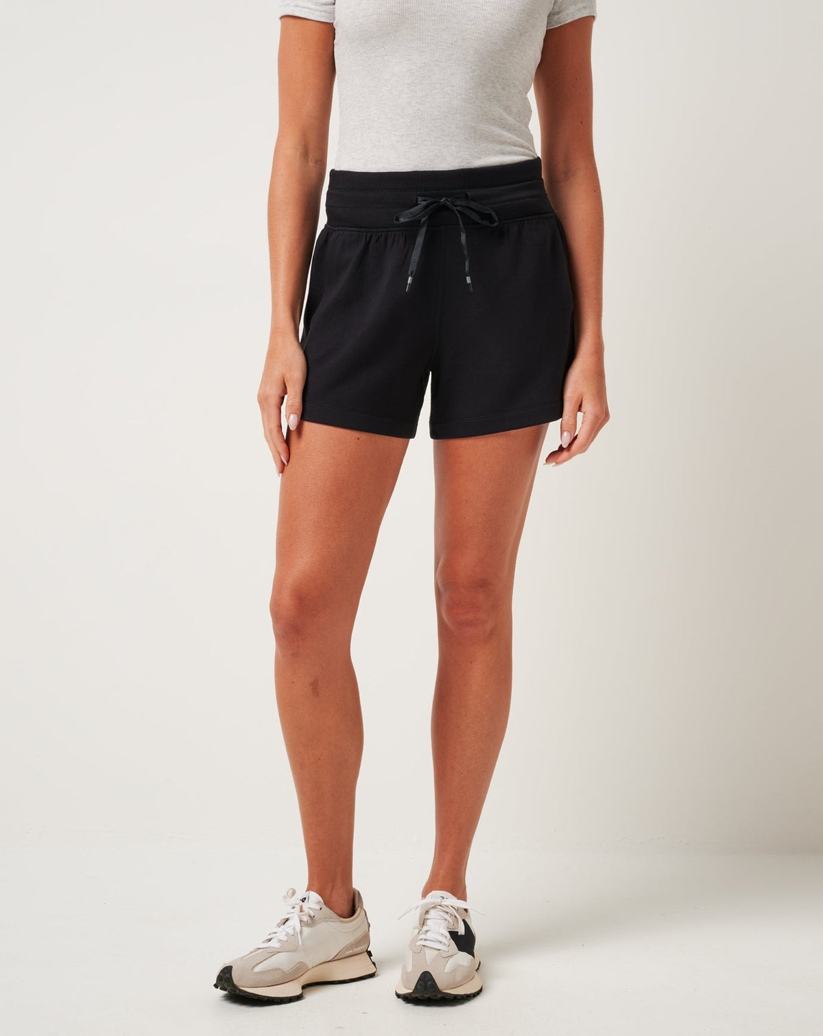Skyloft Soft Tie Short - Travis Mathew